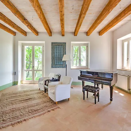 Near Senigallia 펜션 Casa Albonetti